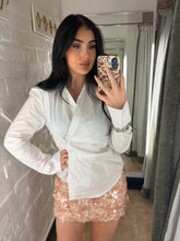 Load image into Gallery viewer, Ahysemmtetric white shirt