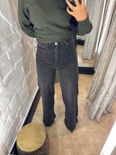 Load image into Gallery viewer, Monday black jeans
