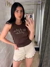 Load image into Gallery viewer, Scallop edge shorts
