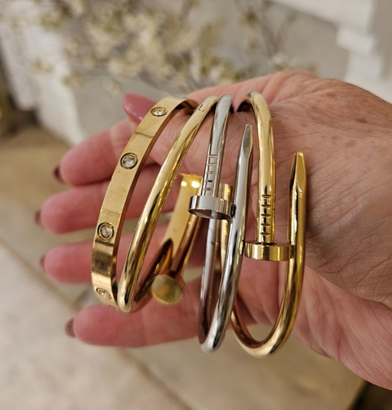 Nail style bracelet