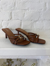Load image into Gallery viewer, Tan sandal heels
