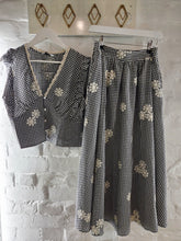 Load image into Gallery viewer, Gingham crotchet skirt
