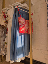 Load image into Gallery viewer, Silky midi skirt
