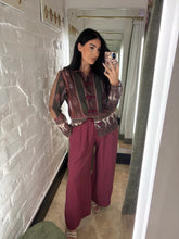 Load image into Gallery viewer, Chinese knot blouse patterned
