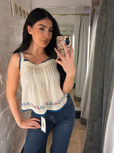 Load image into Gallery viewer, Embroidered blouse
