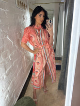 Load image into Gallery viewer, Pink print midi
