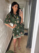 Load image into Gallery viewer, Green tropical mini

