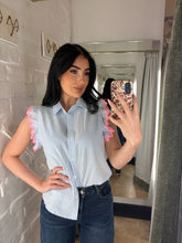 Load image into Gallery viewer, Stripe blouse
