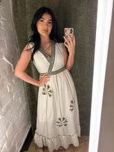 Load image into Gallery viewer, Palm tree dress
