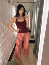Load image into Gallery viewer, Stripe trousers
