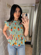 Load image into Gallery viewer, Peplum cap sleeve top
