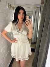 Load image into Gallery viewer, Silky &amp; lace separates
