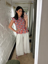 Load image into Gallery viewer, Peplum cap sleeve top
