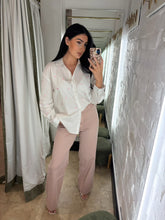 Load image into Gallery viewer, Soft pink jeans
